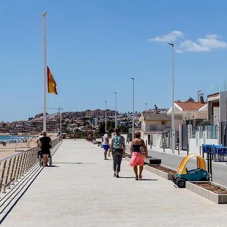 Con Vistas Al Mar Y Al Apartment *